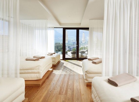 Entspannungsurlaub Südtirol - Hotel mit Sauna & Pool