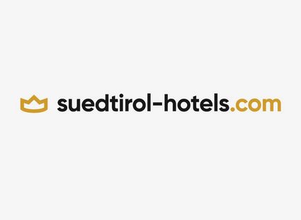 Das Logo von suedtirol-hotels.com steht auf weißem Hintergrund.
