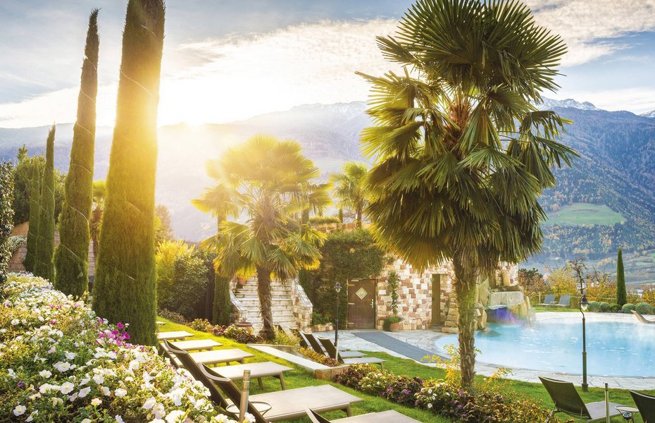 Luxuriöses Wellnesshotel mit Pools nahe Meran, Naturns